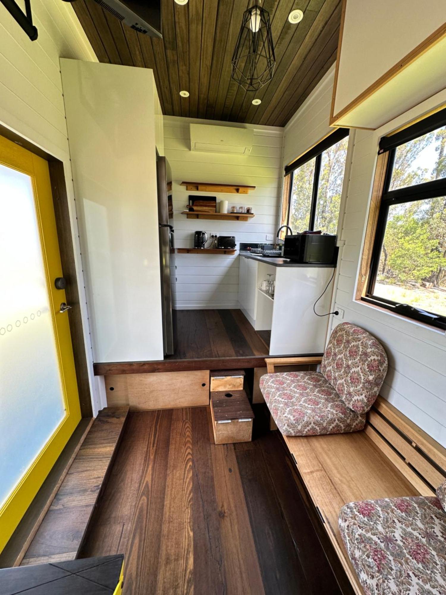 Ocean Breeze Tiny House - Ocean And Lake View Mallacoota Exterior photo