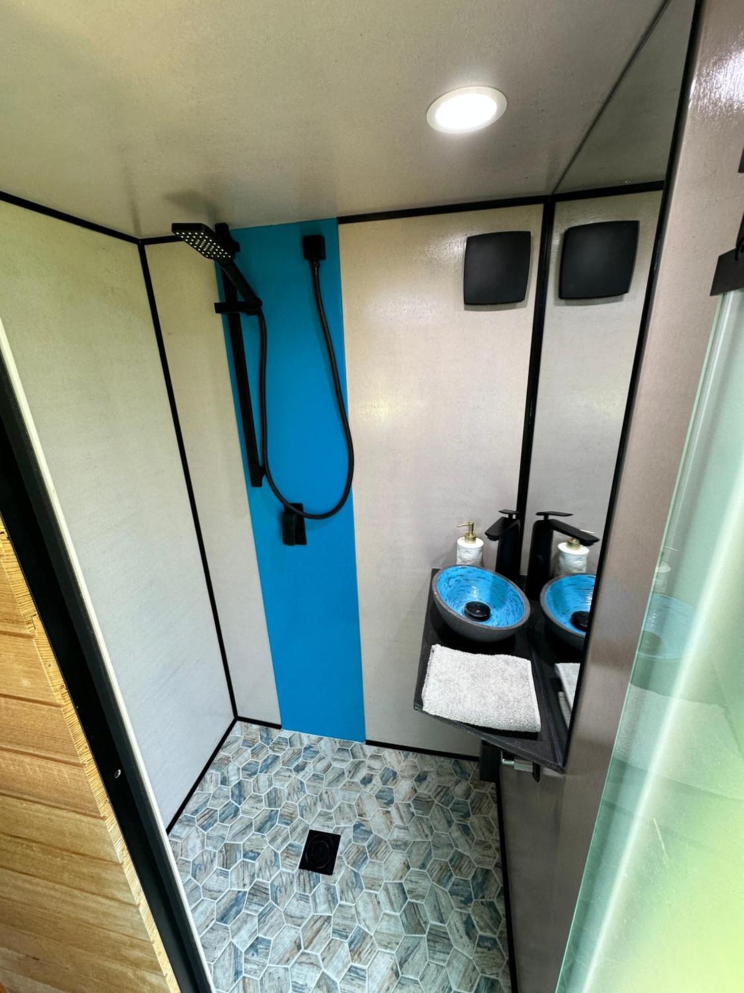 Ocean Breeze Tiny House - Ocean And Lake View Mallacoota Exterior photo